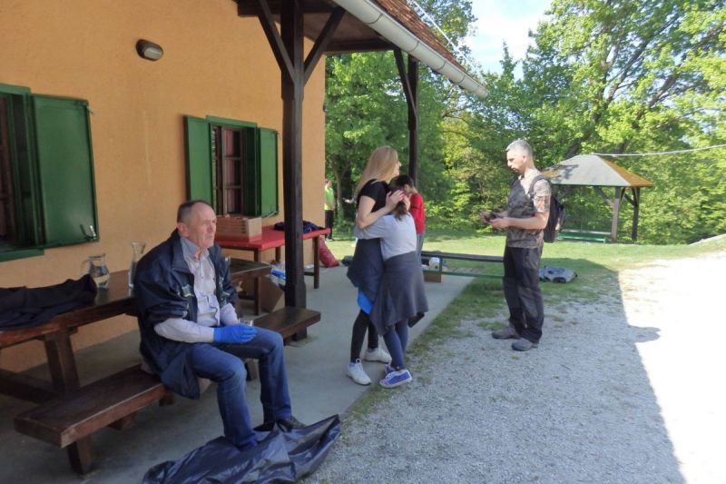 1807646112992769434952133698051268454635620o